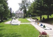 Zdarma vstup na minigolf pro dítě do 15 let v doprovodu dospěléh Image