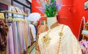 Discount to rent a traditional clothes 2 pax
