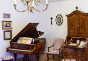 Pamätná izba F.Schuberta Želiezovce